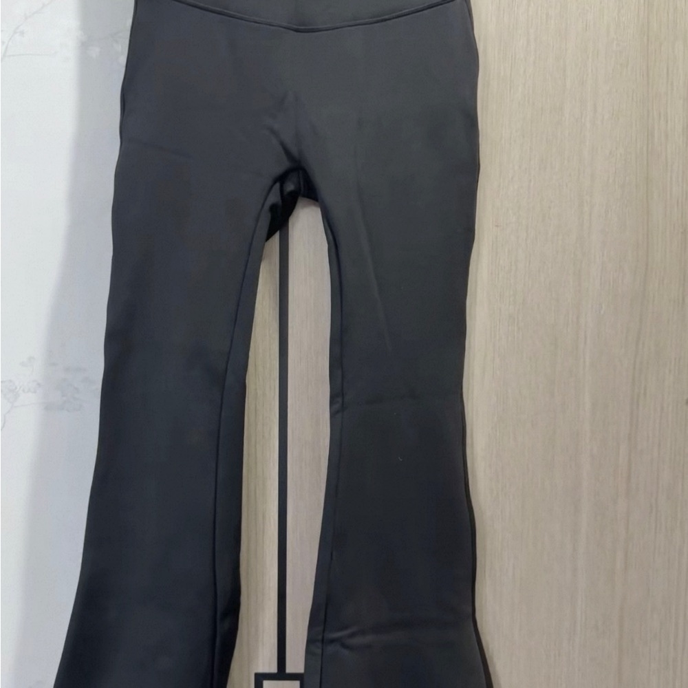 Women's Black Flared Leggings